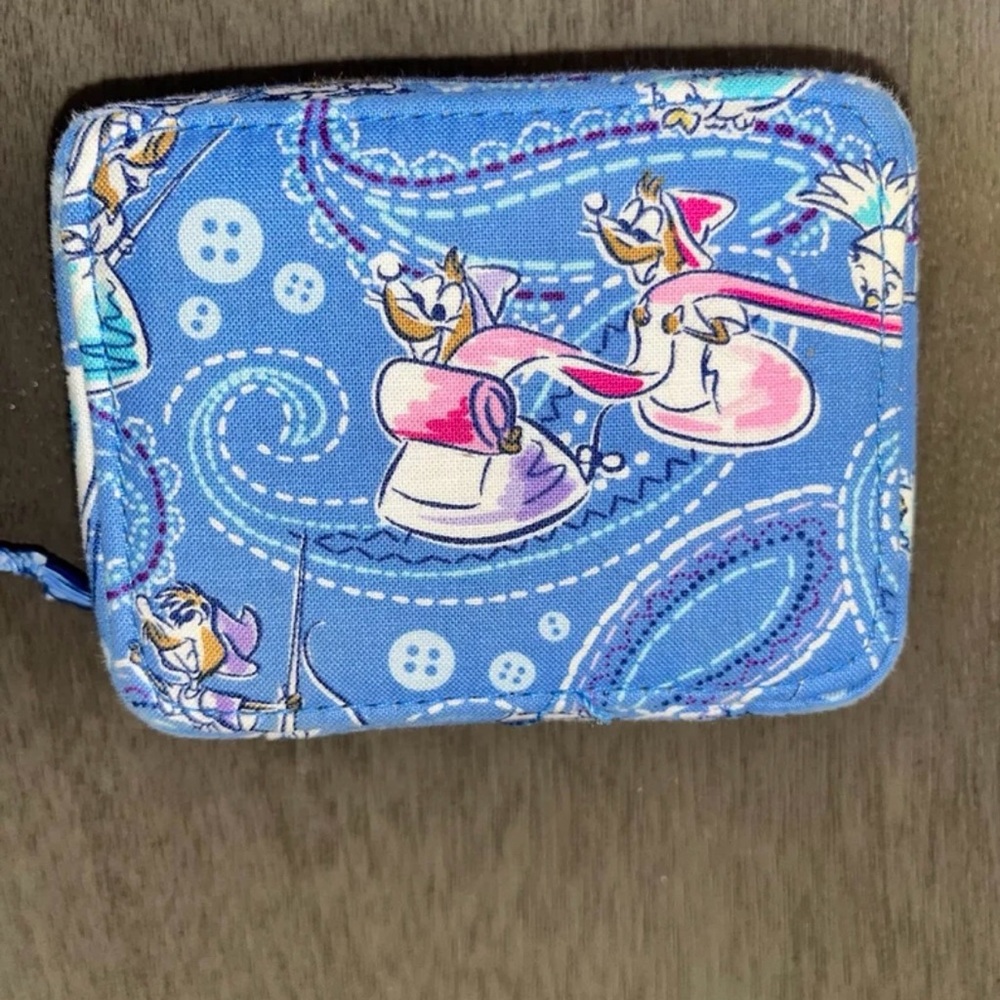 Vera Bradley Cinderella Pill Case Zip